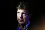 Amsterdam 17 januari 2013
Matthijs v Nieuwkek wordt uitgeroepen voor omroepman van het jaar en krijgt de prijs overhandigd uit handen van John de Mol.
Peter Smulders bv
