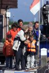 Muiden 6 mei 2001

Koningin beatrix neemt haar hondjes mee als ze gaat varen met de Groene Draeck.

Peter Smulders bv