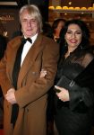 Amsterdam 9 januari 2012
Premiere les Miserables in Tuschinski. Laura Fyji met man
Peter Smulders bv