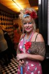Uitgeest 14 januari 2013
Nieuwjaarsreceptie Henk Geels in Bobs saloon. Manuela Kemp en Mylene de la Haye als plee juffrouwen
Peter Smulders bv