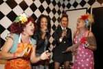Uitgeest 14 januari 2013
Nieuwjaarsreceptie Henk Geels in Bobs saloon. Manuela Kemp en Mylene de la Haye als plee juffrouwen
Peter Smulders bv