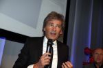 Amsterdam 17 januari 2013
Matthijs v Nieuwkek wordt uitgeroepen voor omroepman van het jaar en krijgt de prijs overhandigd uit handen van John de Mol.
Peter Smulders bv