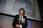 Amsterdam 17 januari 2013
Matthijs v Nieuwkek wordt uitgeroepen voor omroepman van het jaar en krijgt de prijs overhandigd uit handen van John de Mol.
Peter Smulders bv