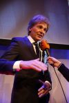 Amsterdam 17 januari 2013
Matthijs v Nieuwkek wordt uitgeroepen voor omroepman van het jaar en krijgt de prijs overhandigd uit handen van John de Mol.
Peter Smulders bv