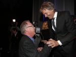 Amsterdam 17 januari 2013
Matthijs v Nieuwkek wordt uitgeroepen voor omroepman van het jaar en krijgt de prijs overhandigd uit handen van John de Mol.
Peter Smulders bv