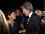 Amsterdam 17 januari 2013
Matthijs v Nieuwkek wordt uitgeroepen voor omroepman van het jaar en krijgt de prijs overhandigd uit handen van John de Mol.
Peter Smulders bv