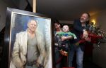 Amsterdam 27 december 2012
Rob Henriette en Julius de Nijs bij presentatie schilderij van Rob in Carre.
Peter Smulders bv