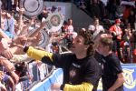 Eindhoven 6 mei 2001
PSV-Heerenveen 3-0
PSV Landskampioen 2000/2001
Ronald waterreus
Peter Smulders bv