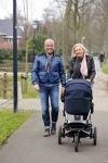 Hoorn  12 januari 2012
Sonja Bakker met Jan Reus achter de kinderwagen met zoontje Bram op weg naar de lidl voor signeersessie.
Peter Smulders bv