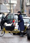 Amsterdam 24 december 2012
Susan Visser met hondje op de cornelis schuytstraat.
Peter Smulders bv