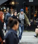 Amsterdam 3 januari 2012
Sven Kramer en zijn vriendin Naomi v As op de pc hooftstraat.
Peter Smulders bv
