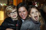 Rotterdam 3 januari 2012
Premiere Piet Piraat in Rotterdam. Tamara Seur met haar kinderen
Peter Smulders bv