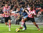 Eindhoven, 30 Januari 2013
1/4 Finale KNVB Beker PSV-Feyenoord, Seizoen 2012-2013, eindstand 2-1
Wesley Verhoek in duel met Jeremain Lens en Kevin Strootman
Foto Peter Smulders BV