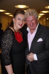 Utrecht 5 januari 2012
Premiere show Tineke Schouten in schouwburg Utrecht. Willibrord Frequin met vriendin
Peter Smulders bv