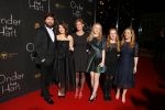 Amsterdam 12 januari 2015
Premiere onder het hart in het Anne theater.
cast vlnr Koen de Graeve Kim v Kooten Nicole v Kilsdonk Hanna Obbeek Lizzy v Vleutenen Lies Visschedijk