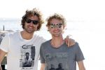 Curacao 2 januari 2015
Ewout Genemans met zijn broer Bauke bij beach club Karakter op Coral Estate.