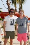 Curacao 2 januari 2015
Ewout Genemans met zijn broer Bauke bij beach club Karakter op Coral Estate.