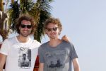 Curacao 2 januari 2015
Ewout Genemans met zijn broer Bauke bij beach club Karakter op Coral Estate.