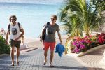 Curacao 2 januari 2015
Ewout Genemans met zijn broer Bauke bij beach club Karakter op Coral Estate.