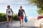 Curacao 2 januari 2015
Ewout Genemans met zijn broer Bauke bij beach club Karakter op Coral Estate.