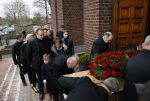 Fijnaart 10 januari 2015                                                                                                     Begrafenis van de vader van Frans en Dorus Bauer; Chris in de kerk in Fijnaart.De moeder van Frans en Mariska en de kinderen zijn natuurlijk aanwezig.