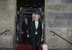 Amsterdam 13 januari 2015
Nieuwjaarsreceptie Koning Willem Alexander en Koningin Maxima in het paleis op de dam.
Geert Wilders vertrekt via de achterkant van het paleis . Zijn beveiliging rijdt in 4 auto's