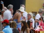 Curacao 31 december 2014
Willeke Alberti Jeroen Krabbe met vrouw Herma Krabbe zoon Jasper krabbe ( met dochters) Rogier van Boxtel en Derek Bolt bij het vuurwerk van Avila Beach hotel op Curacao vanwege oud en nieuw jaar