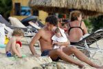 Curacao 29 december 2014
Jan Joost v gangelen met zijn vriendin en twee kinderen op blue bay op 
Curacao