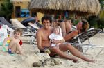 Curacao 29 december 2014
Jan Joost v gangelen met zijn vriendin en twee kinderen op blue bay op 
Curacao