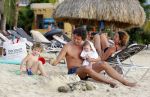 Curacao 29 december 2014
Jan Joost v gangelen met zijn vriendin en twee kinderen op blue bay op 
Curacao