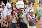 Curacao 31 december 2014
Willeke Alberti Jeroen Krabbe met vrouw Herma Krabbe zoon Jasper krabbe ( met dochters) Rogier van Boxtel en Derek Bolt bij het vuurwerk van Avila Beach hotel op Curacao vanwege oud en nieuw jaar