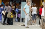 Curacao 1 januari 2015
Jeroen Pauw arriveert met zijn vriendin Nimet Groeneweg op  vliegveld Hato om hier samen met haar een vakantie te vieren.