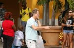 Curacao 1 januari 2015
Jeroen Pauw arriveert met zijn vriendin Nimet Groeneweg op  vliegveld Hato om hier samen met haar een vakantie te vieren.