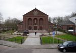 Fijnaart 10 januari 2015Begrafenis van de vader van Frans en Dorus Bauer; Chris in de kerk in Fijnaart.De moeder van Frans en Mariska en de kinderen zijn natuurlijk aanwezig.