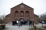 Fijnaart 10 januari 2015Begrafenis van de vader van Frans en Dorus Bauer; Chris in de kerk in Fijnaart.De moeder van Frans en Mariska en de kinderen zijn natuurlijk aanwezig.