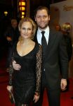 Amsterdam 27 januari 2014
Premiere Toscaanse bruiloft in Tuschinski met in de hoofdrollen Sophie v Oers Lieke v Lexmond Simone Kleinsma Jan KooijmanErnst Daniel Smid Diederik Ebbinge Matteo v d Grijn Ruud Feltkamp Dirk Zeelenberg en Carolien Spoor. Kimberly Klaver met vriend
