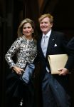 Amsterdam 14 januari 2015
Centaal station van Amsterdam gezien vanuit het eye theater.Koning Willem Alexander en koningin Maxima arriveren bij het paleis op de dam voor de nieuwjaarsreceptie.