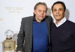 Amsterdam 12 januari 2015
Presentatie nieuwe geur van Roberto Cavalli bij restaurant Diverto.
sterrenkok Michel en eigenaar Robert van restaurant Diverto