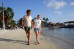 Curacao 31 december 2014
Nick Nielsen heeft met kerst zijn vriendin Joyce ten huwelijk gevraagd in Nederland en is daarna met haar op vakantie gegaan naar Curacao