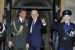 Amsterdam 13 januari 2015
Nieuwjaarsreceptie Koning Willem Alexander en Koningin Maxima in het paleis op de dam.
Pieter v Vollenhoven in zijn volkswagen Phaeton