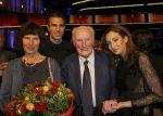 Amsterdam 16 december 2014
Sportman van het jaar verkiezing in de RAI.
Robin v Persie met zijn vrouw, moeder en Opa