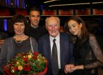 Amsterdam 16 december 2014
Sportman van het jaar verkiezing in de RAI.
Robin v Persie met zijn vrouw, moeder en Opa