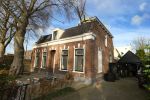 Alphen a/d Rijn 23 December 2014
Thomas Berge met zijn partner Myrthe in hun nieuwe huis
