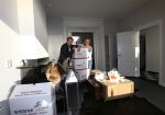 Alphen a/d Rijn 23 December 2014
Thomas Berge met zijn partner Myrthe in hun nieuwe huis