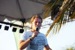 Curacao 31 december 2014
Thomas Berge en Myrthe Milius zijn op Curacao voor een optreden bij het Lions Dive Hotel. Thomas draagt een buddha to Buddha armband