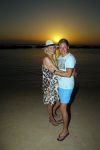 Curacao 31 december 2014
Thomas Berge en Myrthe Milius zijn op Curacao voor een optreden bij het Lions Dive Hotel. Thomas draagt een buddha to Buddha armband