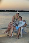 Curacao 31 december 2014
Thomas Berge en Myrthe Milius zijn op Curacao voor een optreden bij het Lions Dive Hotel. Thomas draagt een buddha to Buddha armband