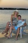 Curacao 31 december 2014
Thomas Berge en Myrthe Milius zijn op Curacao voor een optreden bij het Lions Dive Hotel. Thomas draagt een buddha to Buddha armband