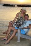 Curacao 31 december 2014
Thomas Berge en Myrthe Milius zijn op Curacao voor een optreden bij het Lions Dive Hotel. Thomas draagt een buddha to Buddha armband