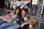 Apeldoorn 1 december 2015
Andy en Melisa v d Meyde met hun kinderen thuis voor de kerstboom